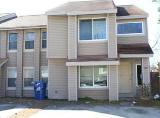 5525 Campus Dr, Virginia Beach, VA 23462