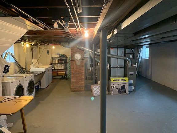 2nd image of 1017 Oakridge Ave