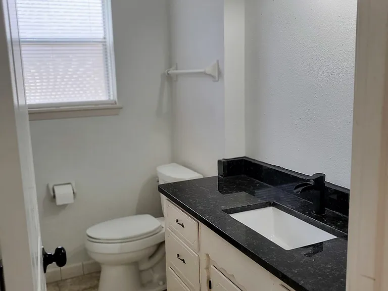 8302 Garden Parks Dr — Photo 18