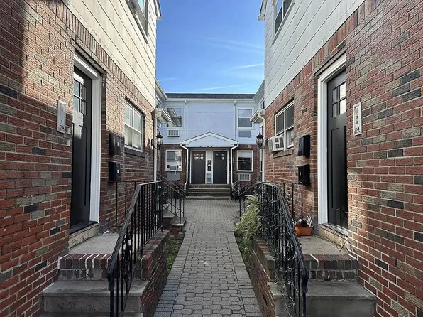 42 Lienau Pl, Jersey City, NJ