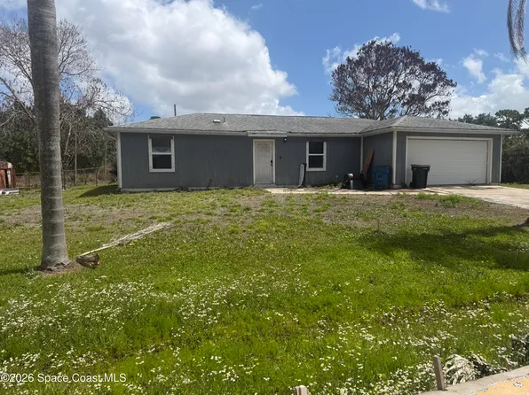 581 Waylaid Ave SW, Palm Bay, FL 32908