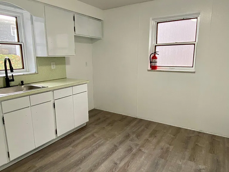 126 Union St #1 — Photo 3