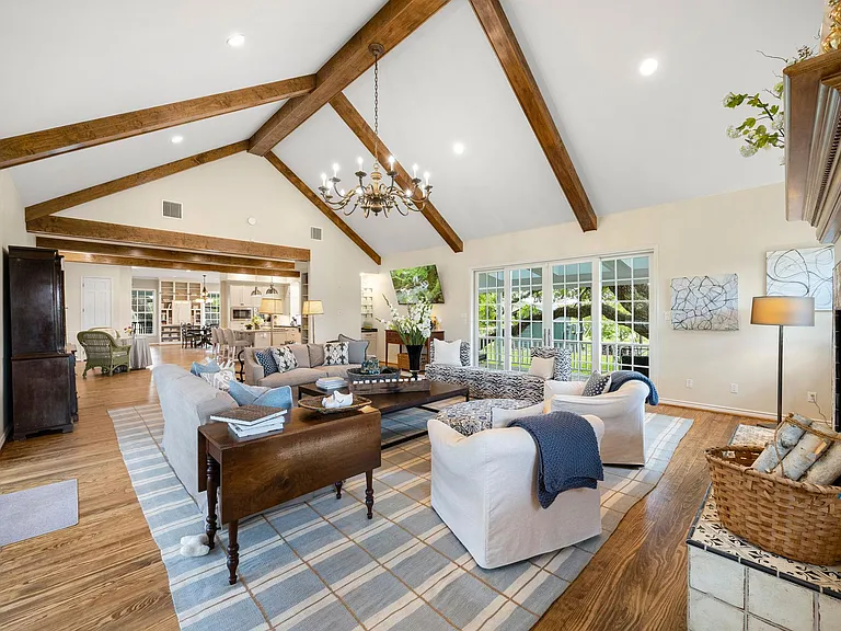 12900 Newberg Rd — Photo 15
