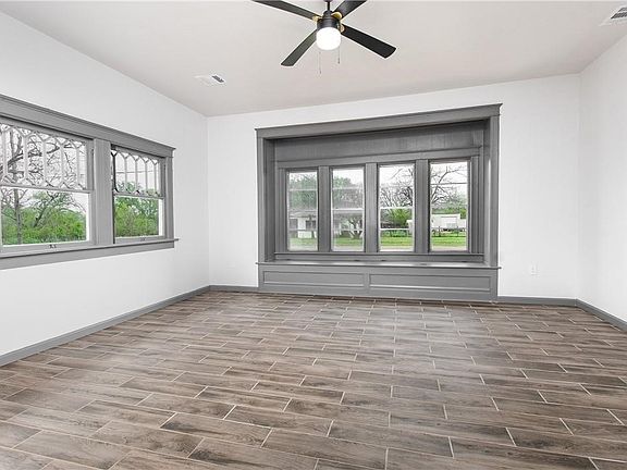 4th image of 606 6th St