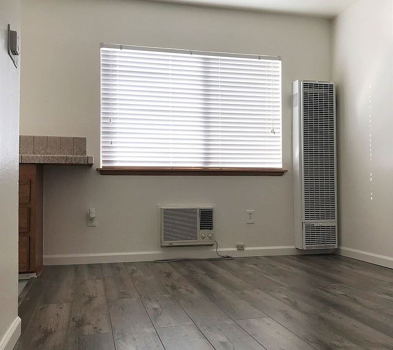 1st image of 1354 Carlton Dr APT 5