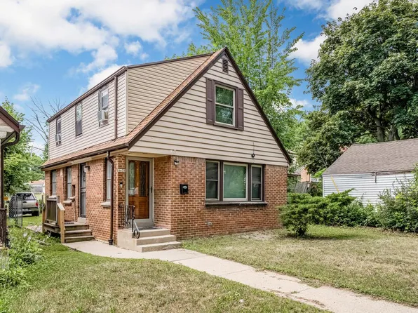 4631 W Keefe AVENUE, Milwaukee, WI 53216
