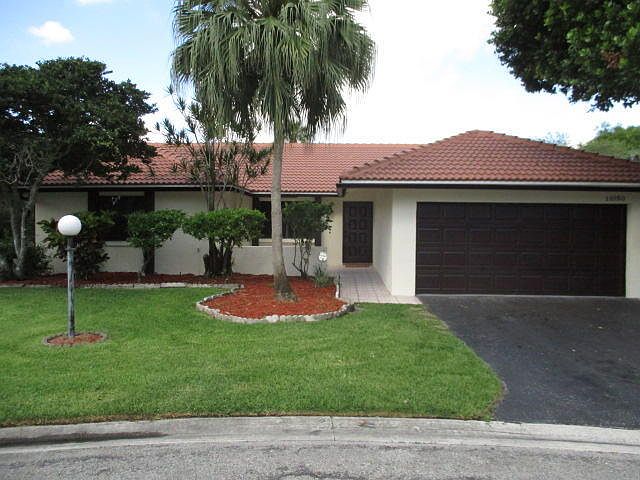 1st image of 11050 Cypress Run Cir