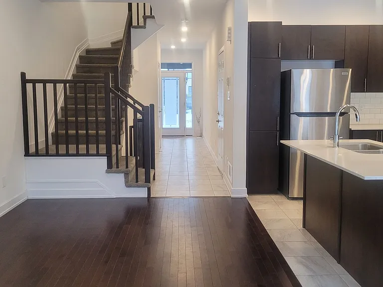 1026 Hydrangea Ave — Photo 4