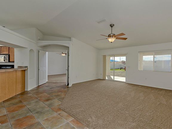 4th image of 2260 Palo Verde Blvd N