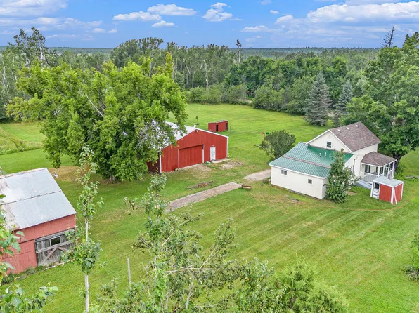 8598 Page Rd, Cheboygan, MI 49721
