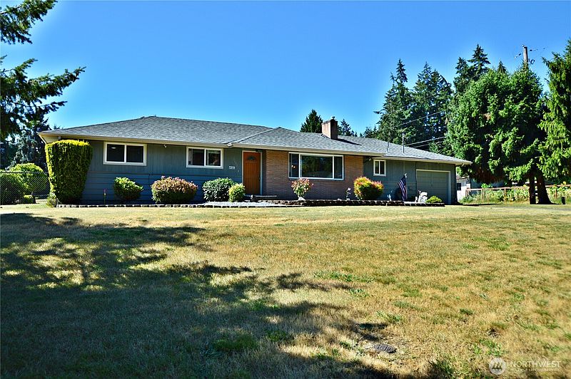 2nd image of 5202 96th Street E