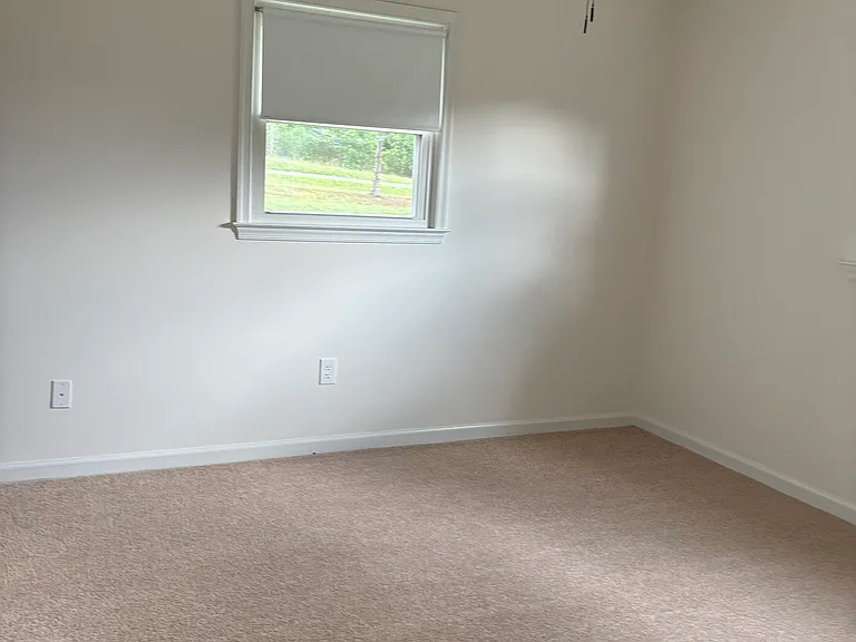 4524 Yorkshire Dr — Photo 7