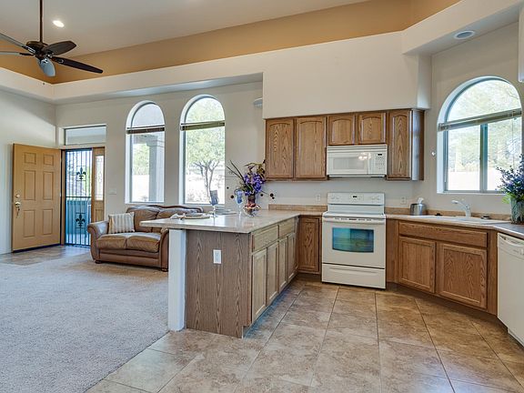4th image of 3213 S Treasure Cove Pl
