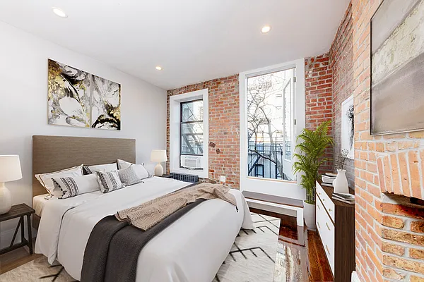 Rented by Douglas Elliman | media 10