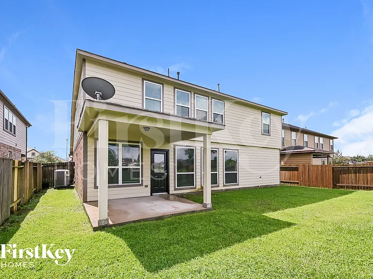 8110 Oahu Ct — Photo 15
