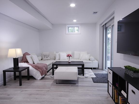 3rd image of 4403 Hillside Ct Floor 1