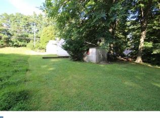 1453 Garnet Mine Rd, Garnet Valley, PA 19060