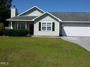 226 Parnell Rd, Hubert, NC 28539