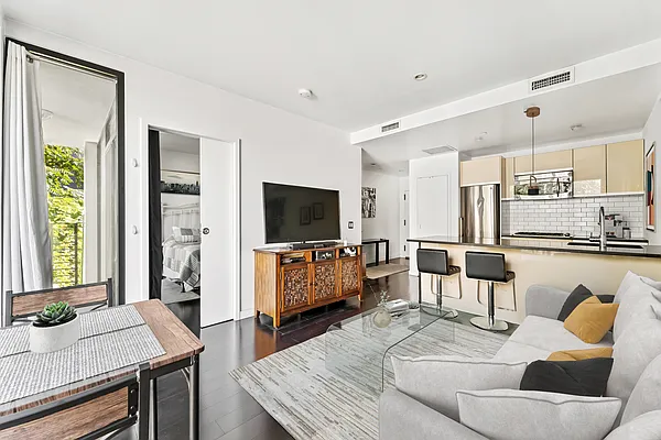 Sold by Compass | media 2