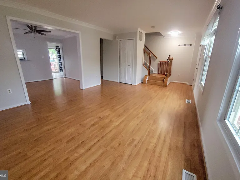 8949 Princeton Park Dr — Photo 3