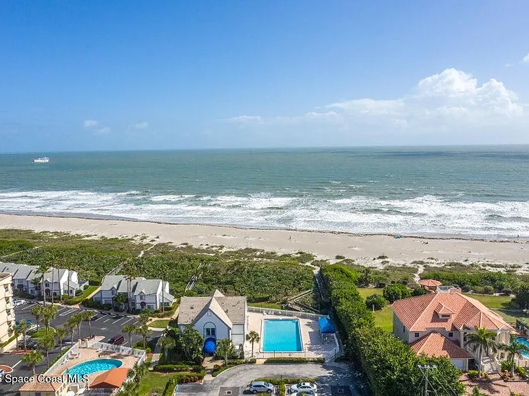 347 Ocean Park Ln — Photo 37