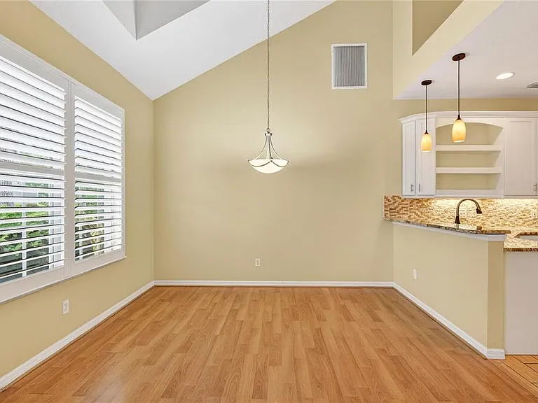 10801 Spring Mountain Pl — Photo 8