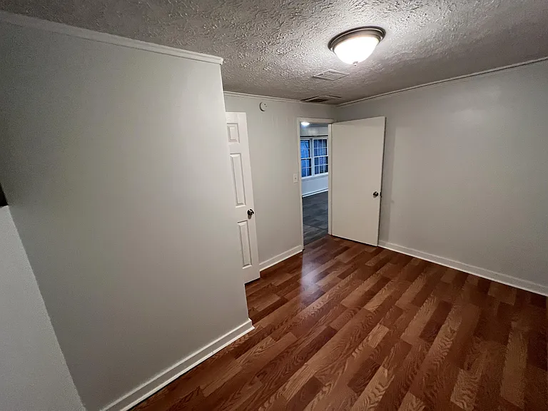 465 Ethel St NW #B — Photo 8