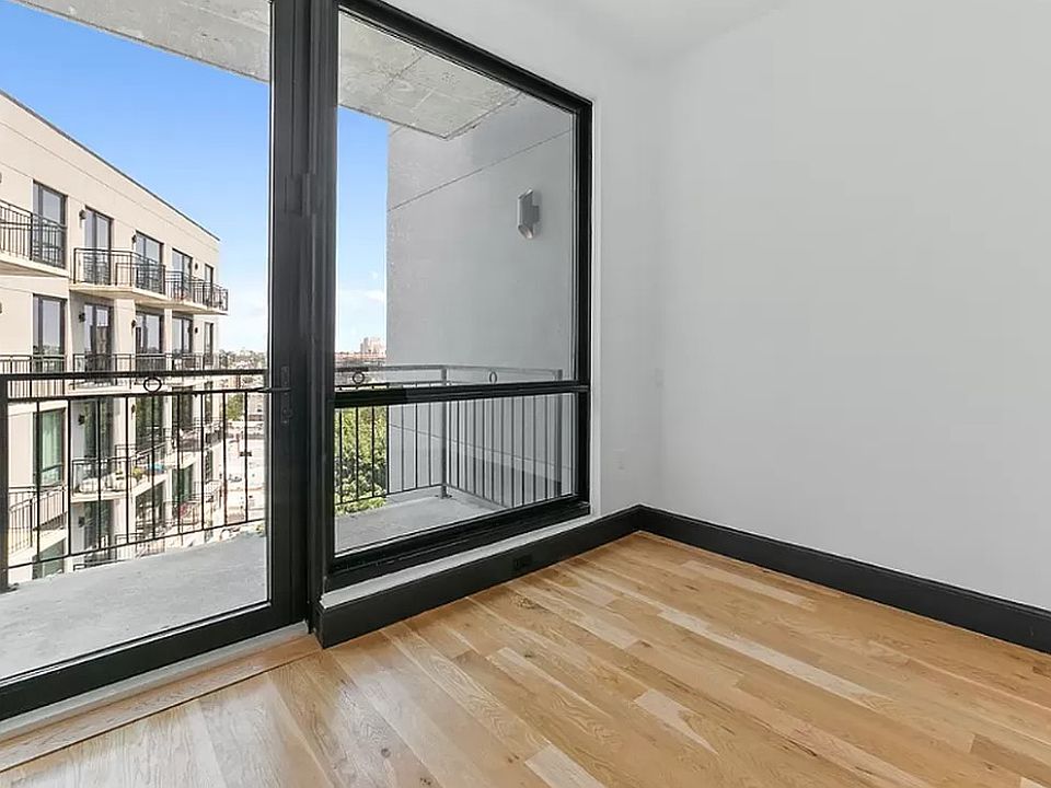 1st image of 1134 Fulton St #10OO