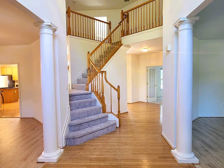 406 Clairborne St — Photo 14
