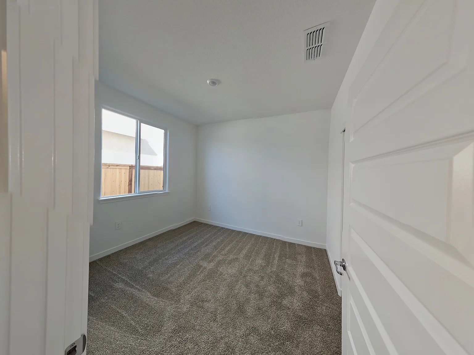 1 bed, 700 sqft, $1,849 — Photo 3
