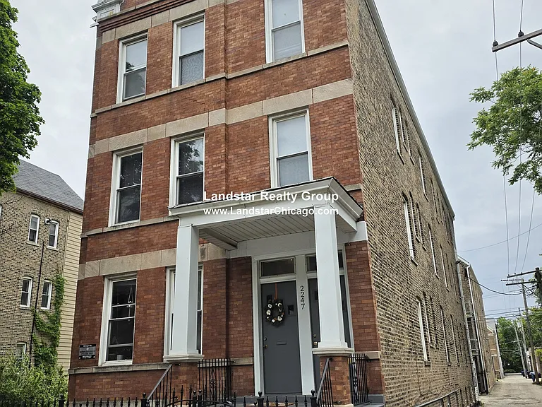 2247 W Medill Ave #1F — Photo 15