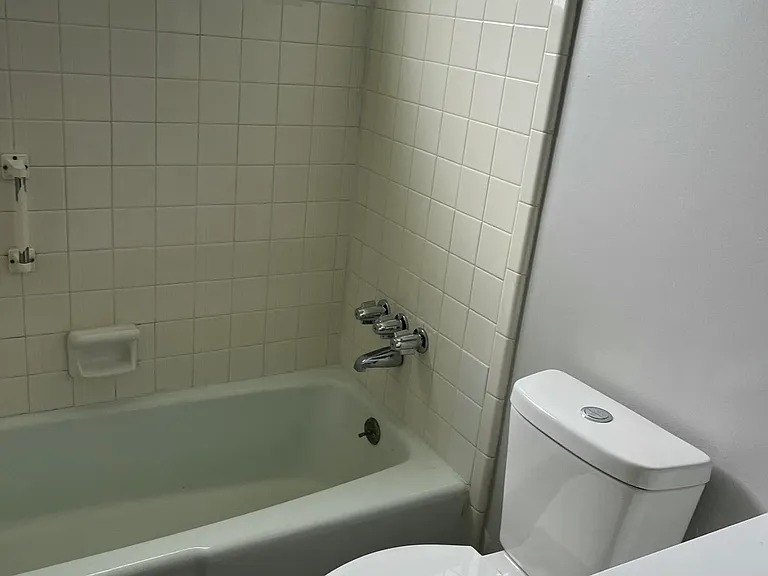 6983 Dixie Hwy #202 — Photo 21