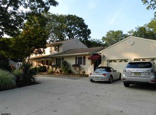 706 Blenheim Ave, Absecon, NJ 08201