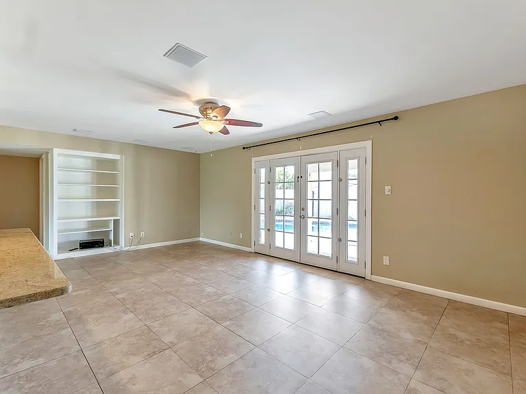 505 E Carson Dr — Photo 25
