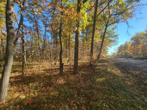 32147 30th Ave, Isle, MN 56342