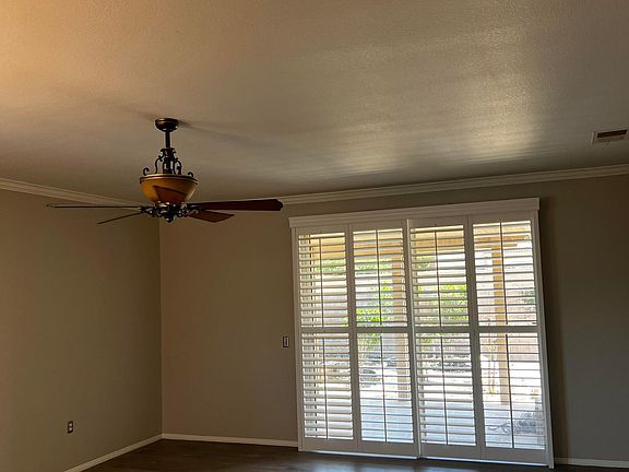 3rd image of 3429 Coronado Ave