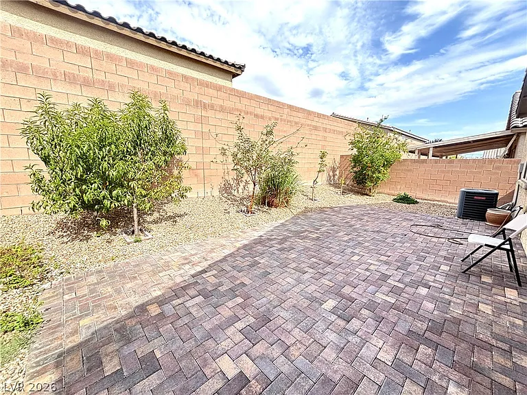 5643 Alta Peak Ct — Photo 21