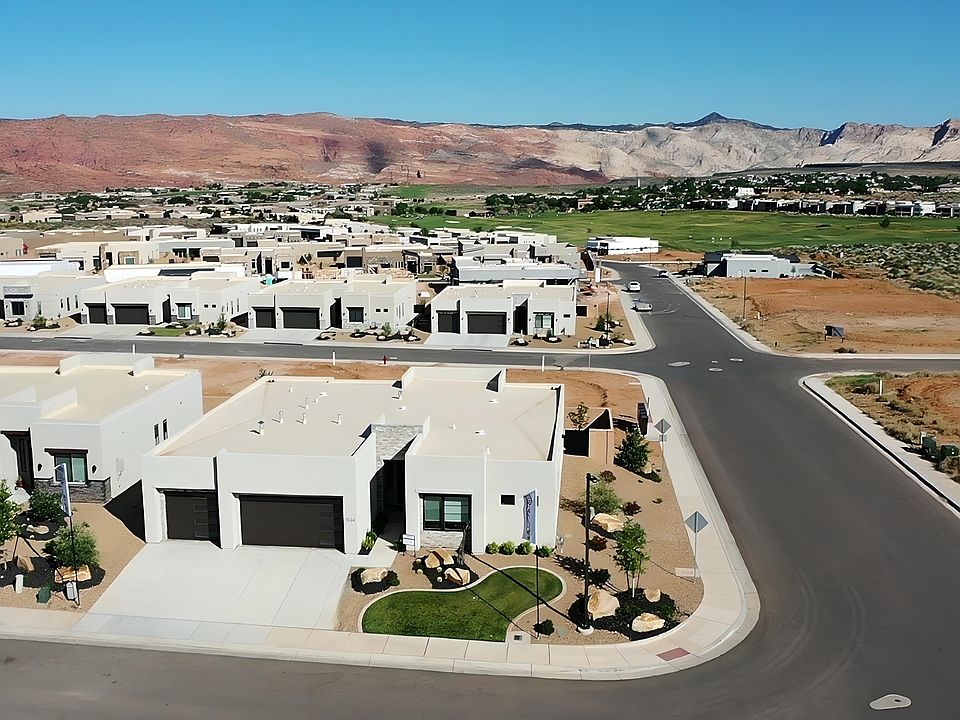 Aerial view near Snow Canyon State Park