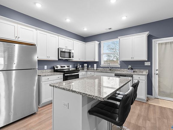 5th image of 1213 Inglewood Cir