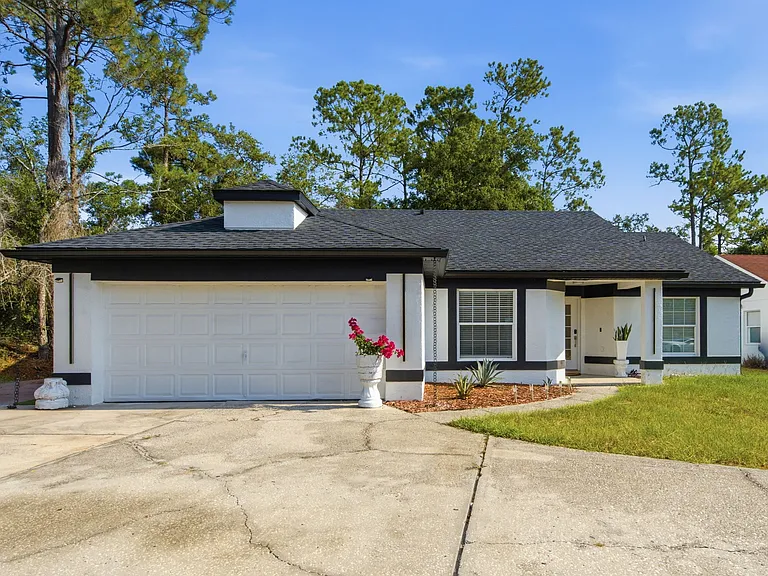 10509 Sepal Ct — Photo 1