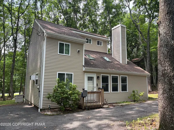319 Hyland Dr, East Stroudsburg, PA 18301