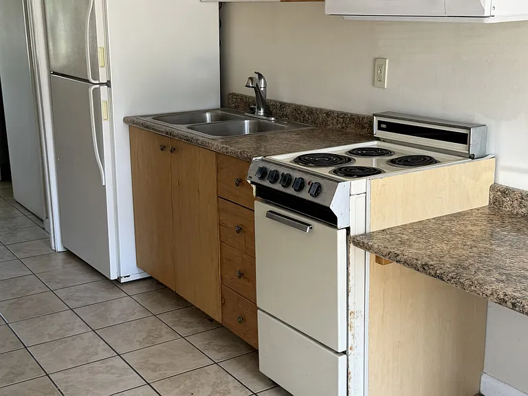 1332 Central Ave #6 — Photo 4