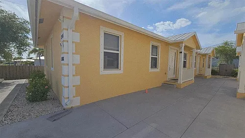 1986 Mississippi Ave Photo 1