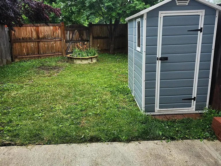 1234 Oakwood Dr — Photo 16