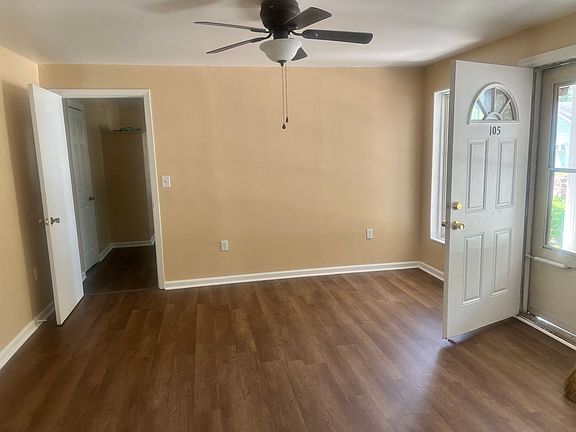5th image of 105 N McFarland St