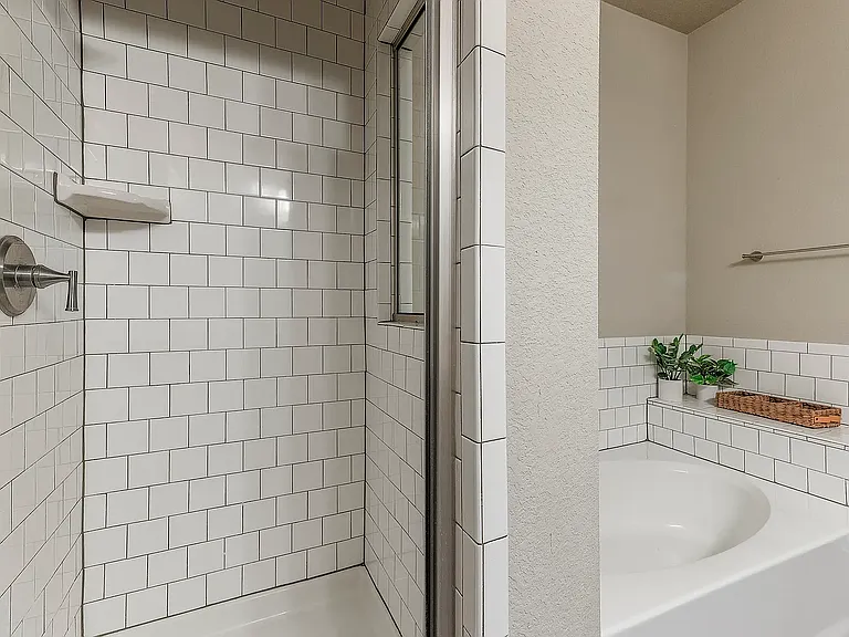 3144 Sandage Ave — Photo 20