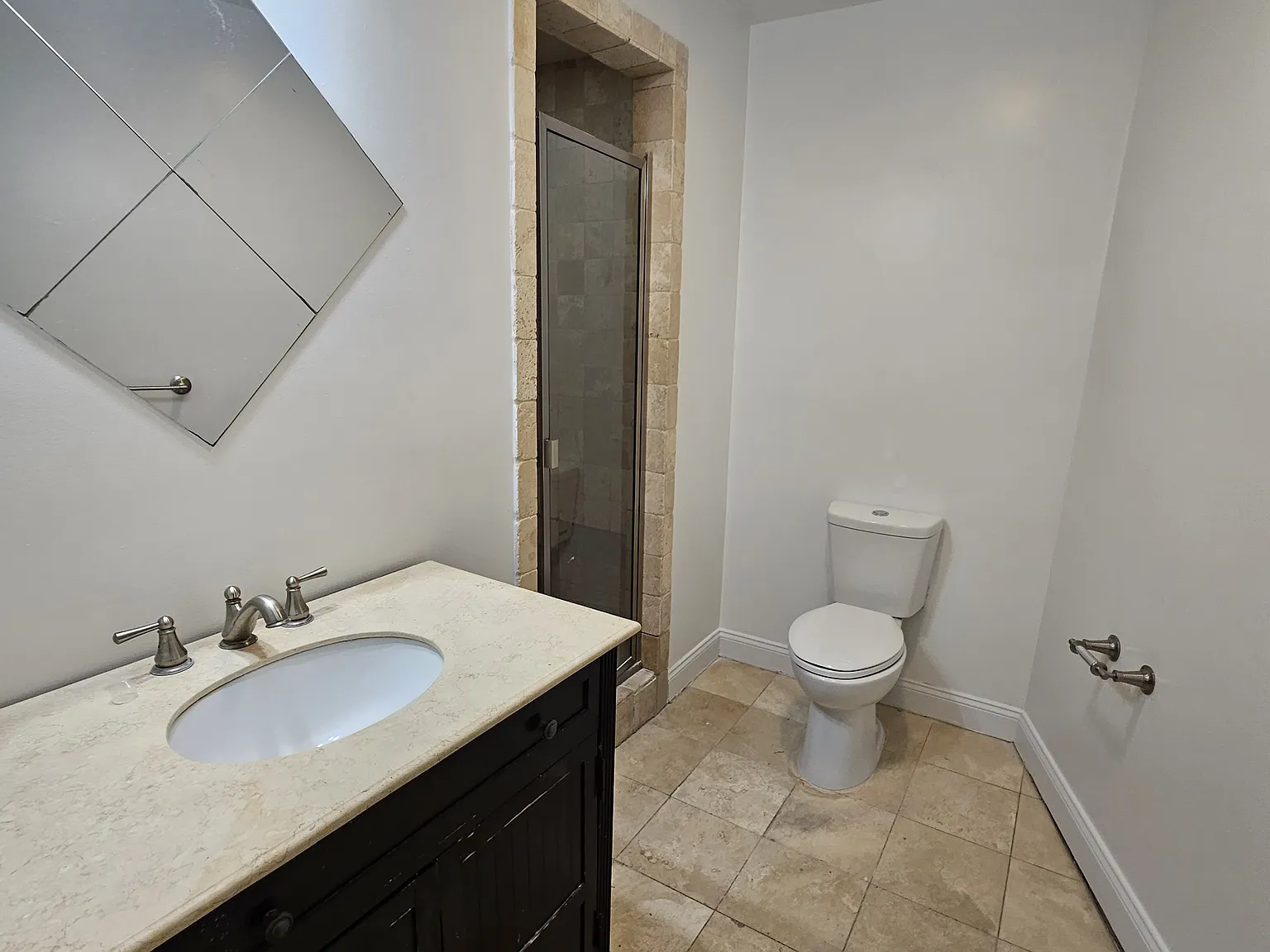 2 bed, $2,250 — Photo 4