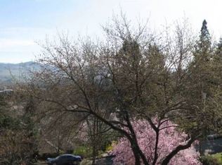 322 Summit St, Ashland, OR 97520