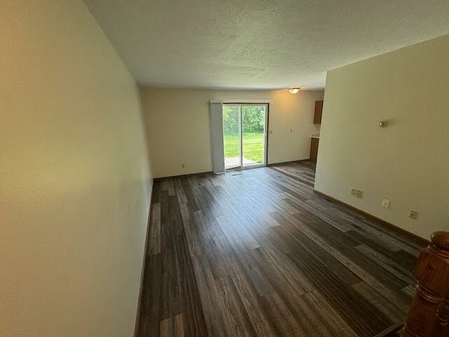 Building Photo - 1580 Cheshire Rd #3C