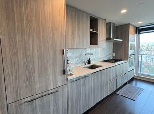 4890 Lougheed Hwy #1007, Burnaby, BC V5C 0N2